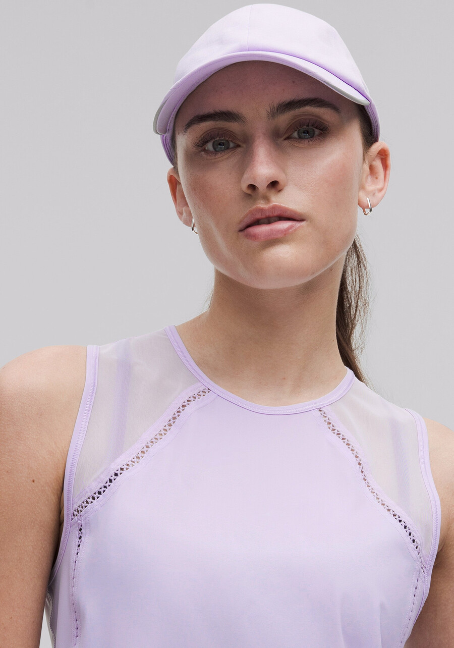 kurzes tanktop mit figurbetonter passform spitzenbesatz