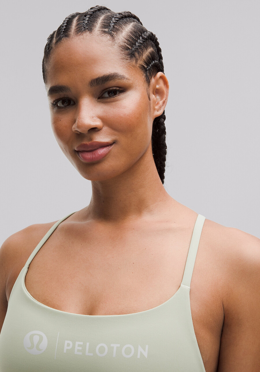 wunder train strappy racer bra leichter halt ab cup