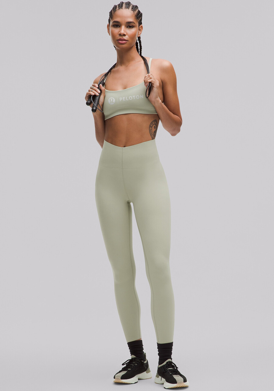 wunder train strappy racer bra leichter halt ab cup
