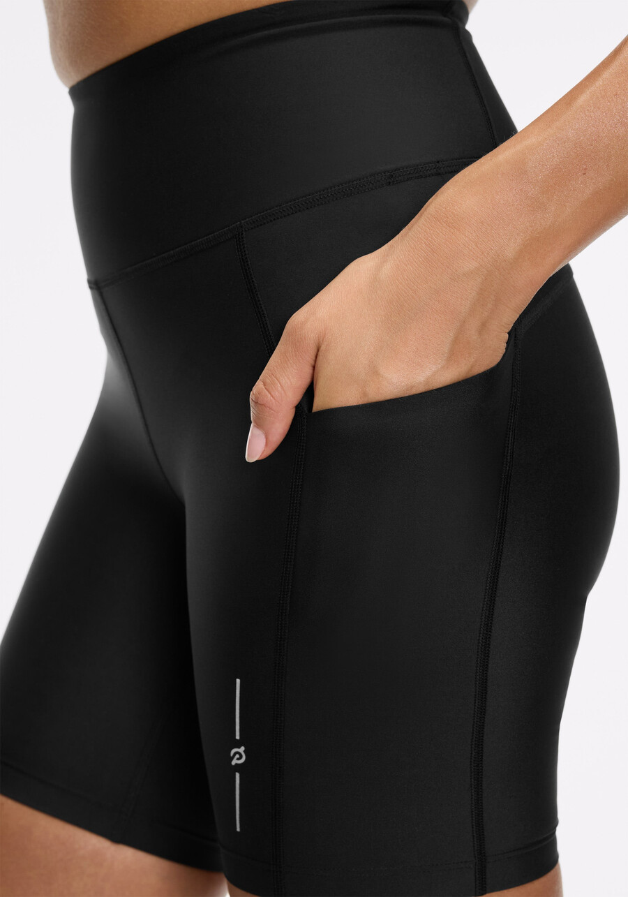 paceform performance pocket run short 7
