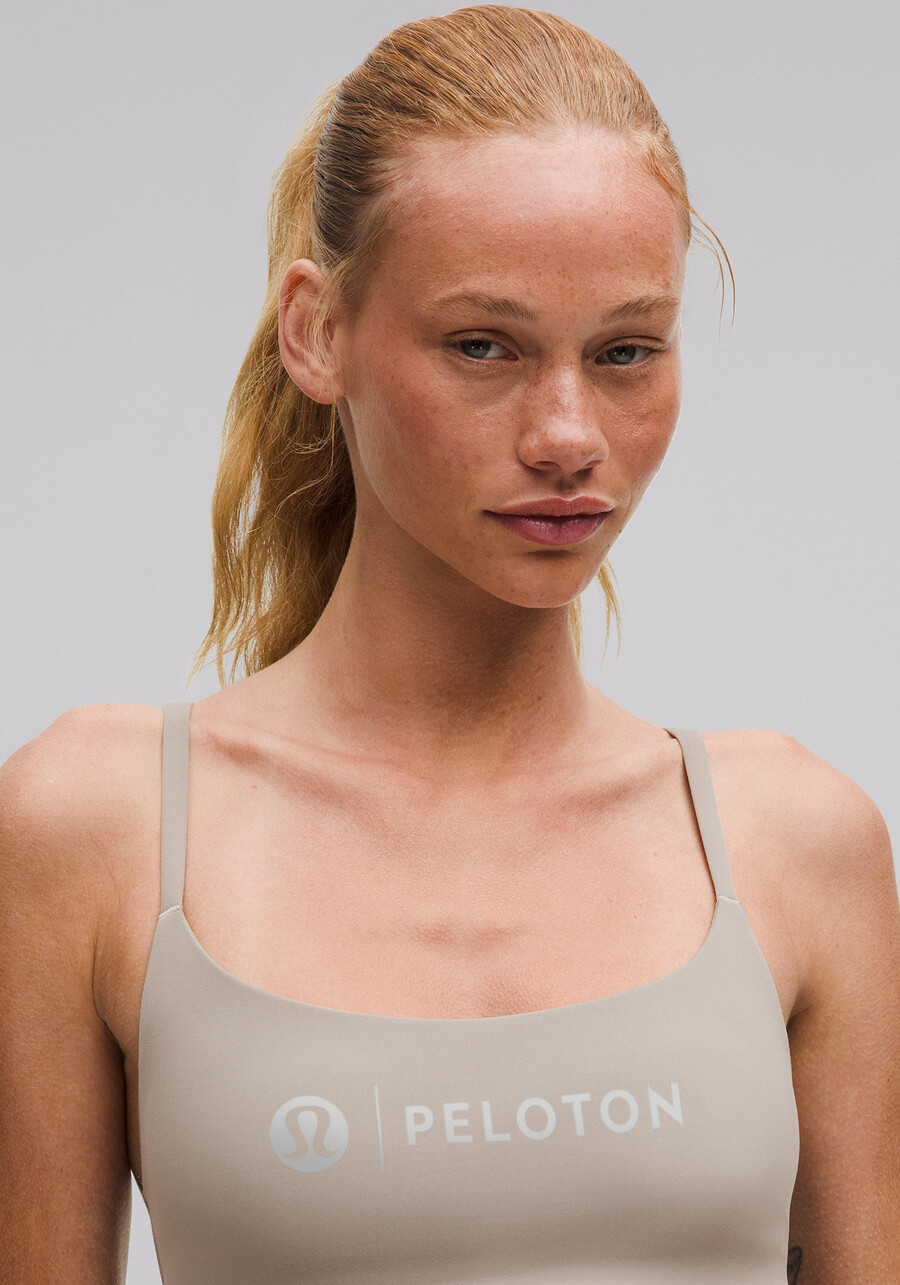 wunder train strappy racer bra leichter halt ab cup