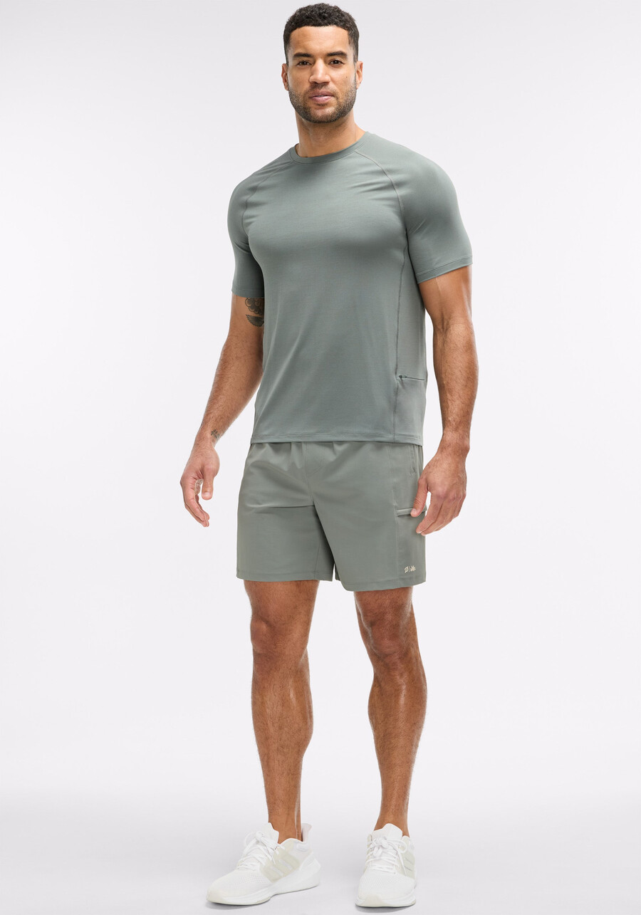 warp knit cargo shorts