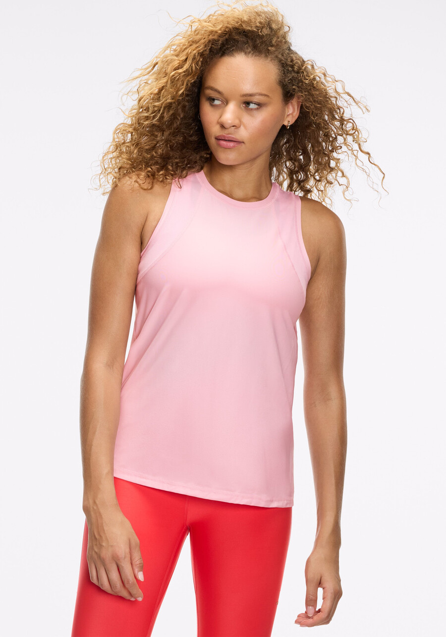 essential performance tank